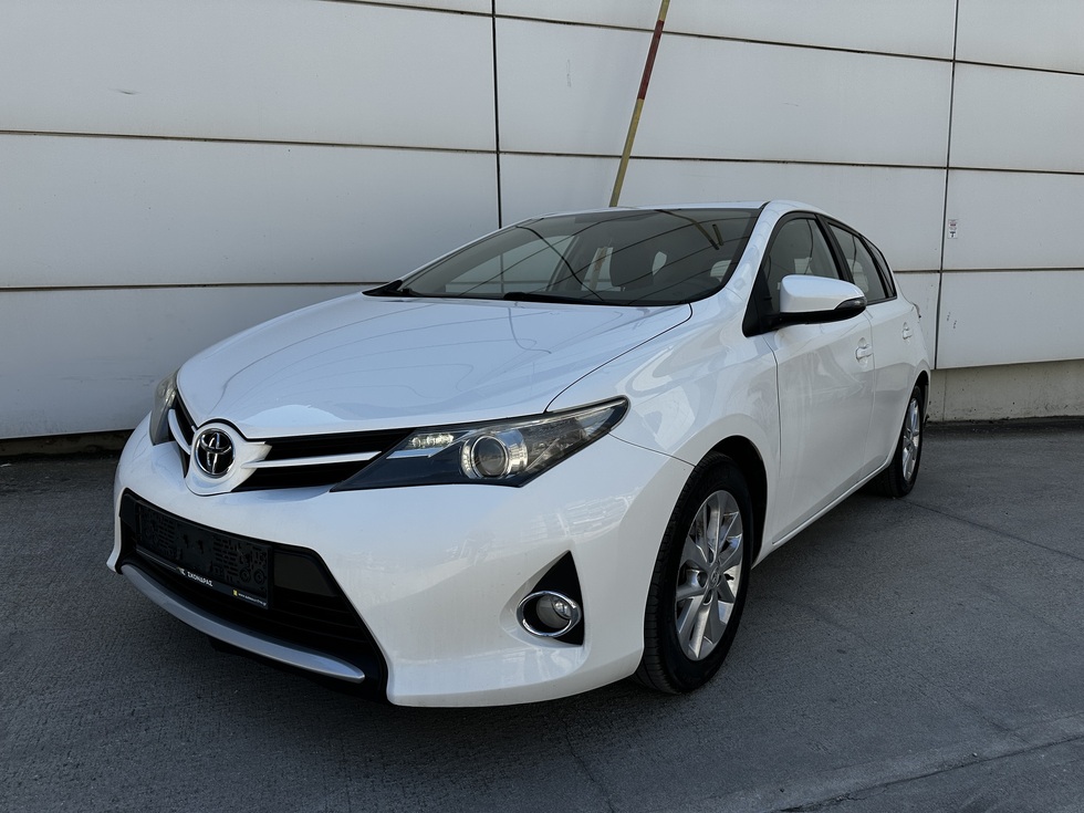 Toyota Auris ΕΛΛΗΝΙΚΗΣ ΑΝΤΙΠΡΟΣΩΠΕΙΑΣ