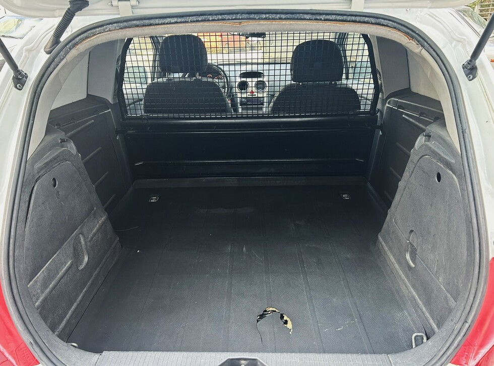 Opel Corsa VAN ΕΛΛΗΝΙΚΗΣ ΑΝΤΙΠΡΟΣΩΠΕΙΑΣ