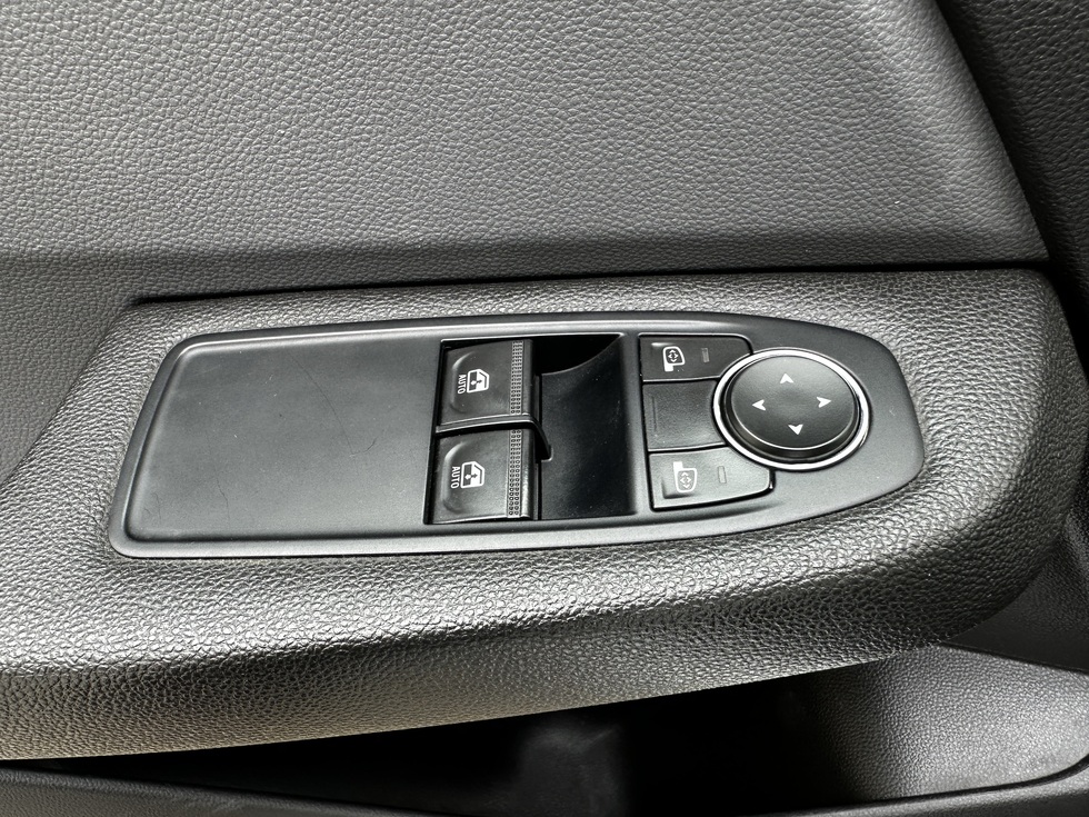 Renault Clio ΟΘΟΝΗ NAVI ΕΛΛΗΝΙΚΗΣ ΑΝΤΙΠΡΟΣΩΠΕΙΑΣ