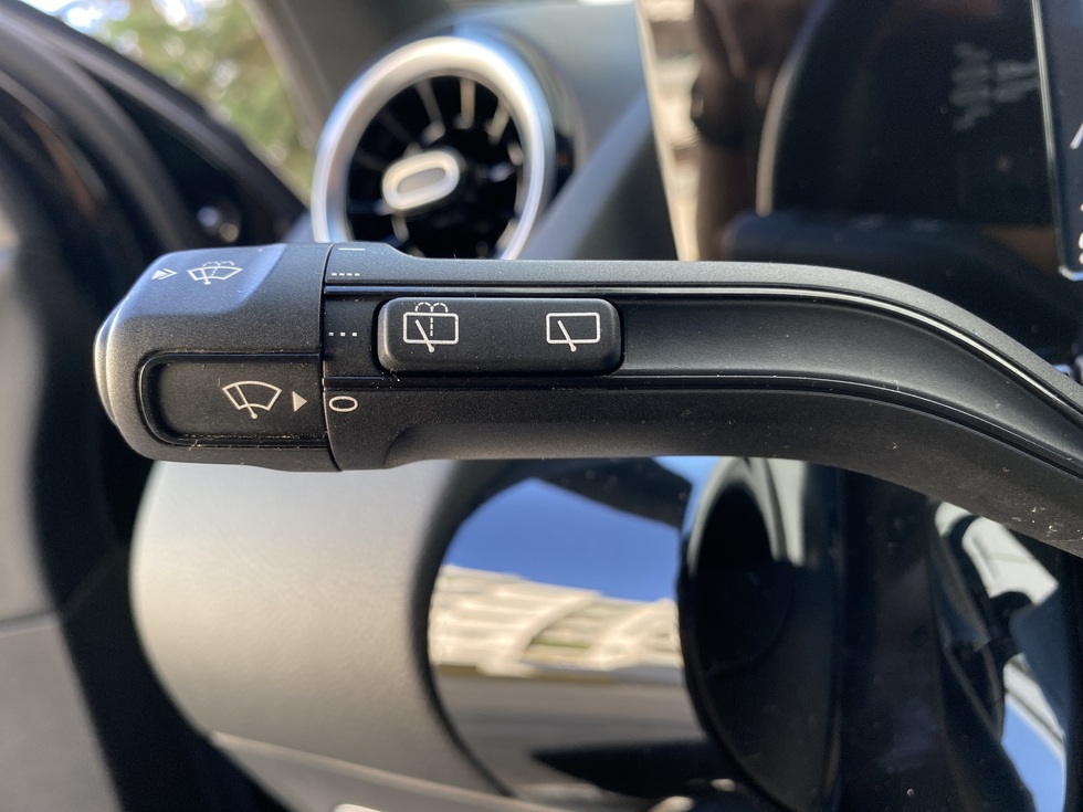 Mercedes Gla ΑΥΤΟΜΑΤΟ ΕΛΛΗΝΙΚΗΣ ΑΝΤΙΠΡΟΣΩΠΕΙΑΣ