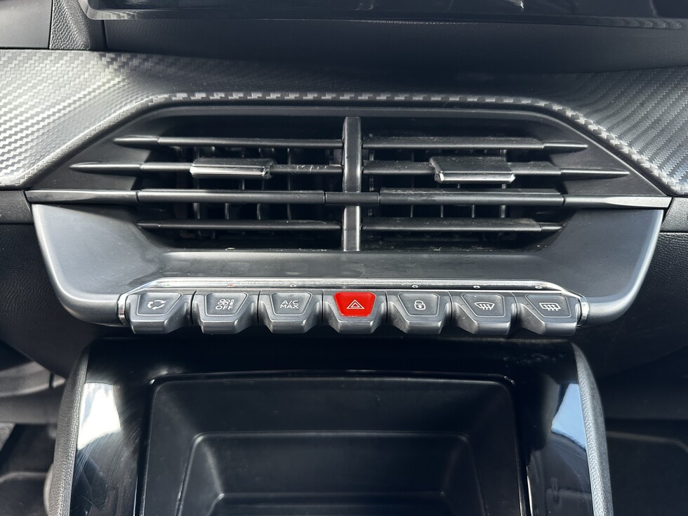 Peugeot 208 Like ΝAVI & CAMERA ΕΛΛΗΝΙΚΗΣ ΑΝΤΙΠΡΟΣΩΠΕΙΑΣ