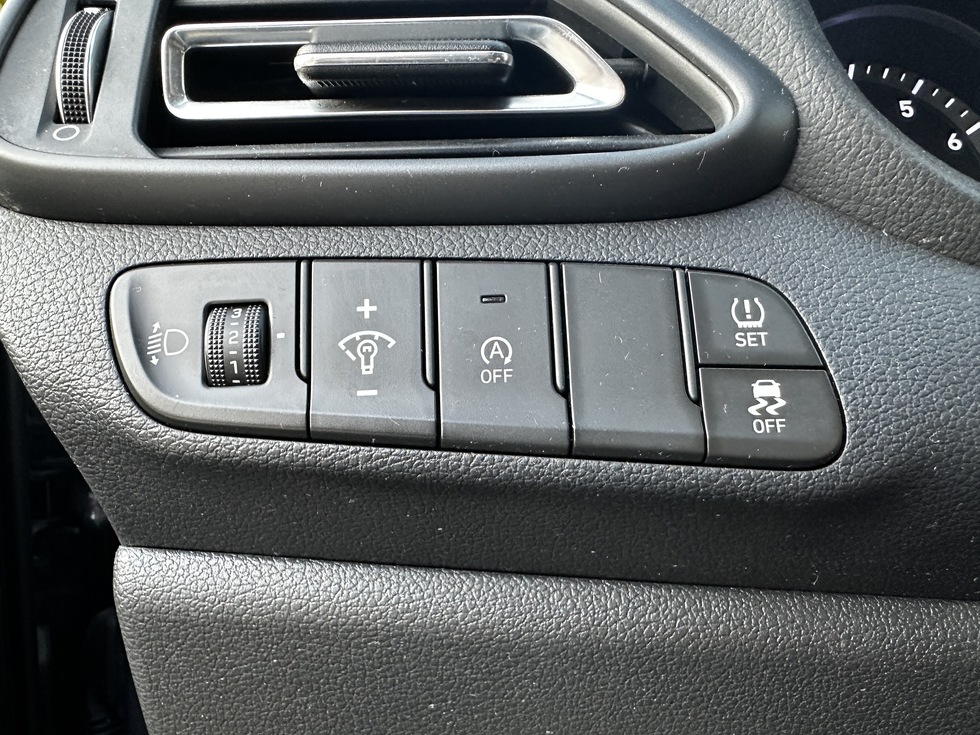 Hyundai i30 Premium ΕΛΛΗΝΙΚΗΣ ΑΝΤΙΠΡΟΣΩΠΕΙΑΣ