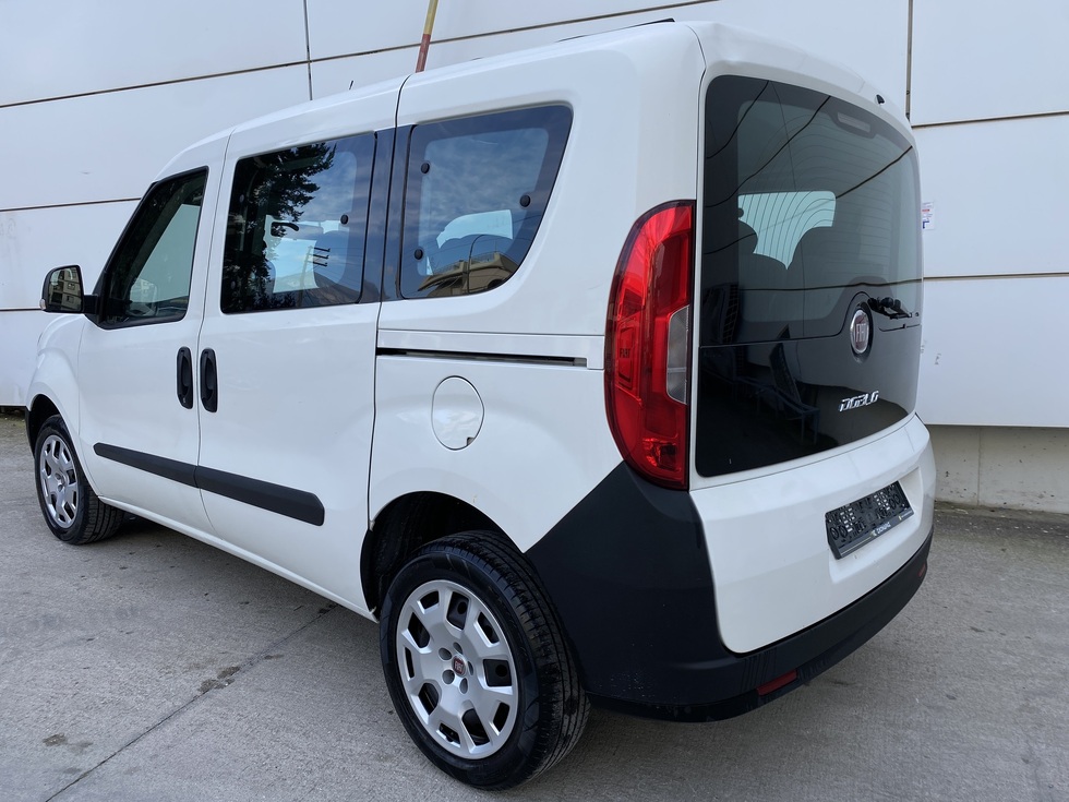 Fiat Doblo 7ΘΕΣΙΟ ΕΛΛΗΝΙΚΗΣ ΑΝΤΙΠΡΟΣΩΠΕΙΑΣ