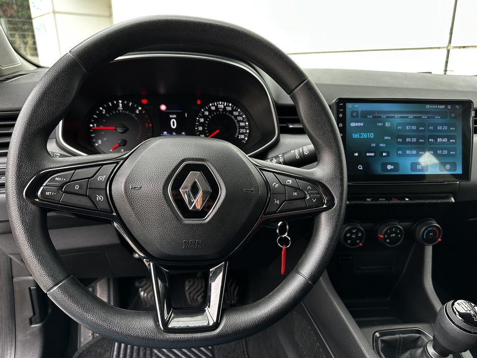 Renault Clio ΟΘΟΝΗ NAVI ΕΛΛΗΝΙΚΗΣ ΑΝΤΙΠΡΟΣΩΠΕΙΑΣ