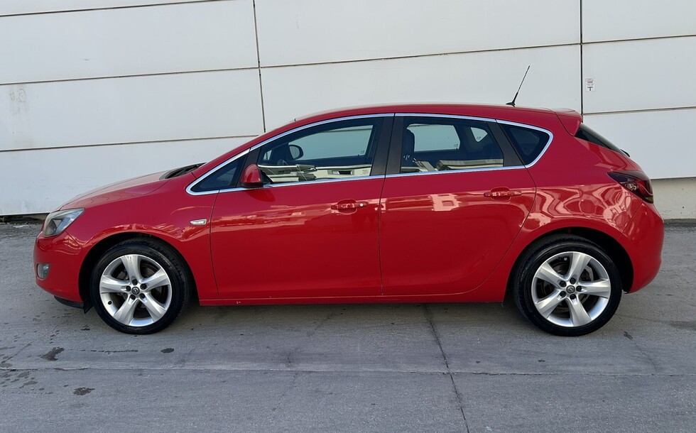 Opel Astra ΕΛΛΗΝΙΚΗΣ ΑΝΤΙΠΡΟΣΩΠΕΙΑΣ