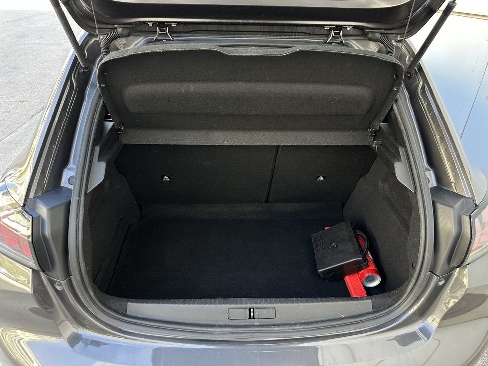Peugeot 208 ΕΛΛΗΝΙΚΗΣ ΑΝΤΙΠΡΟΣΩΠΕΙΑΣ