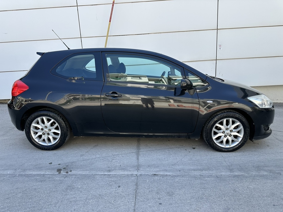 Toyota Auris ΕΛΛΗΝΙΚΗΣ ΑΝΤΙΠΡΟΣΩΠΕΙΑΣ