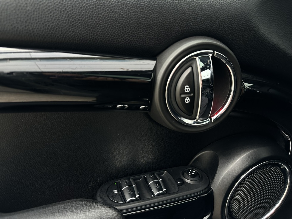 Mini Cooper ΕΛΛΗΝΙΚΗΣ ΑΝΤΙΠΡΟΣΩΠΕΙΑΣ