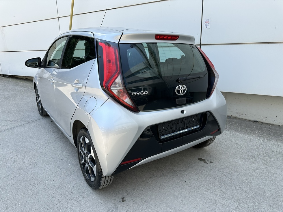 Toyota Aygo  Χ-Play ΑΥΤΟΜΑΤΟ ΕΛΛΗΝΙΚΗΣ ΑΝΤΙΠΡΟΣΩΠΕΙΑΣ