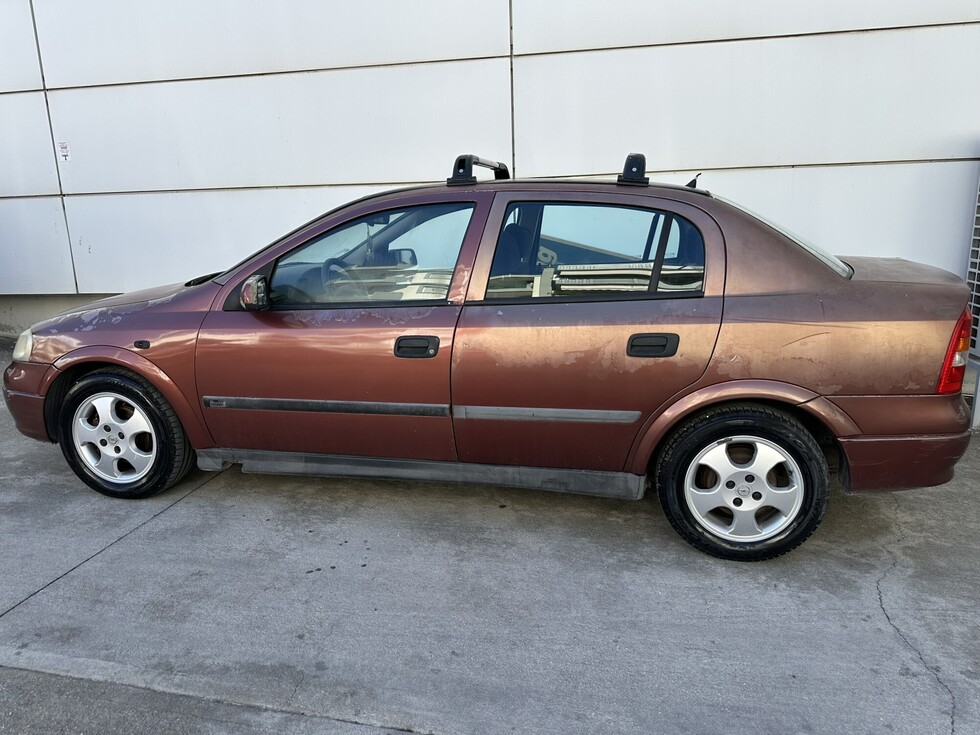 Opel Astra ΥΓΡΑΕΡΙΟ ΕΛΛΗΝΙΚΗΣ ΑΝΤΙΠΡΟΣΩΠΕΙΑΣ
