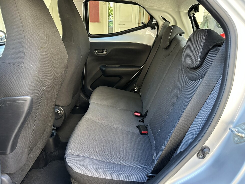 Toyota Aygo  Χ-Play ΑΥΤΟΜΑΤΟ ΕΛΛΗΝΙΚΗΣ ΑΝΤΙΠΡΟΣΩΠΕΙΑΣ