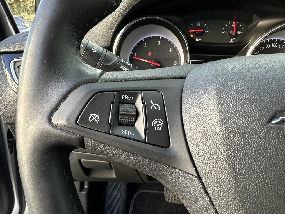 Opel Astra Christmas Offer - ΔΩΡΟ ΤΕΛΗ 2026 !!