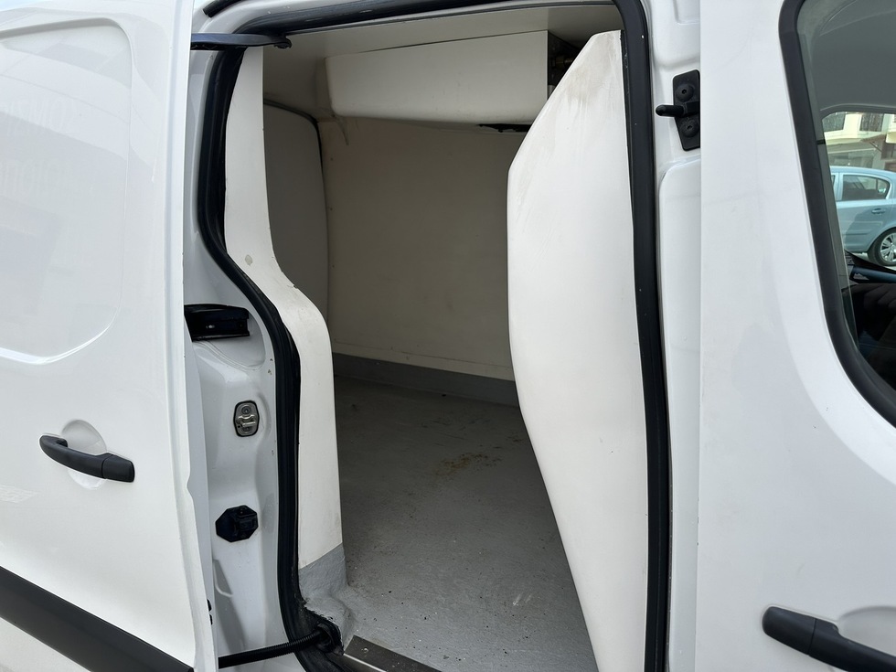 Citroen Berlingo ΨΥΓΕΙΟ ΕΛΛΗΝΙΚΗΣ ΑΝΤΙΠΡΟΣΩΠΕΙΑΣ