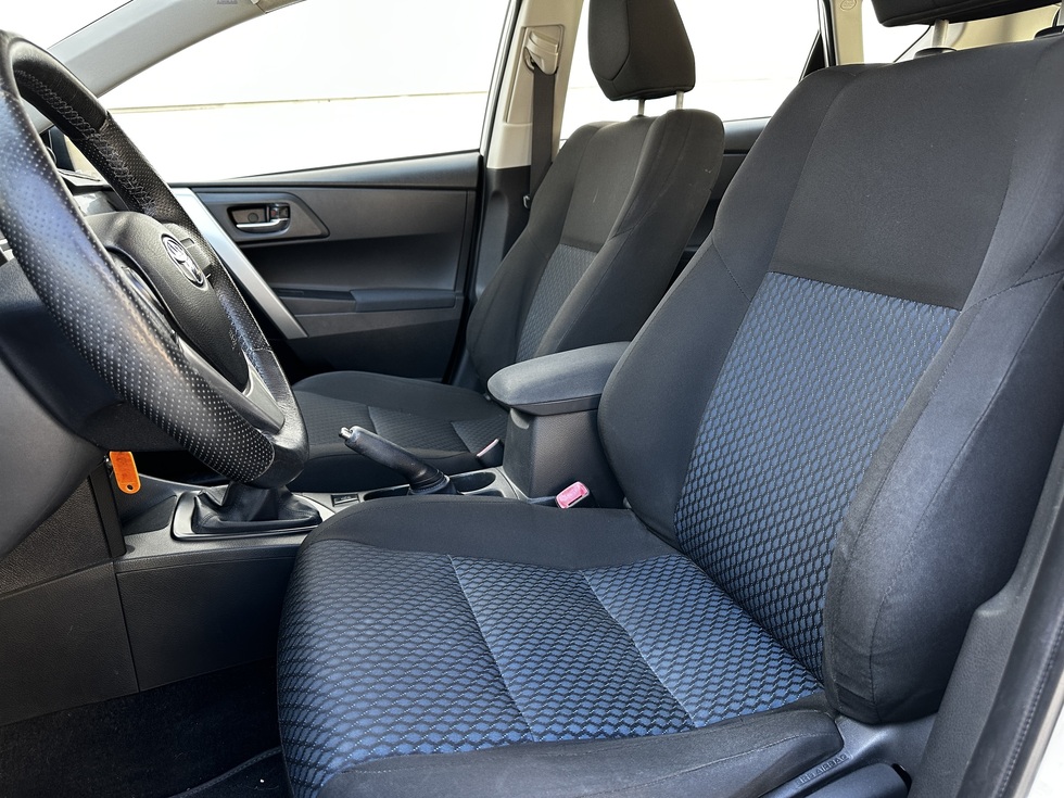 Toyota Auris ΕΛΛΗΝΙΚΗΣ ΑΝΤΙΠΡΟΣΩΠΕΙΑΣ