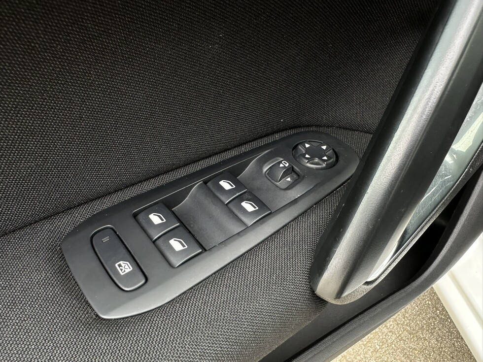 Peugeot 308 ΕΛΛΗΝΙΚΗΣ ΑΝΤΙΠΡΟΣΩΠΕΙΑΣ