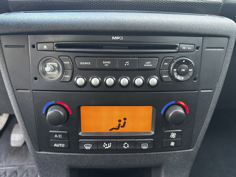 Citroen C4  ΕΛΛΗΝΙΚΗΣ ΑΝΤΙΠΡΟΣΩΠΕΙΑΣ