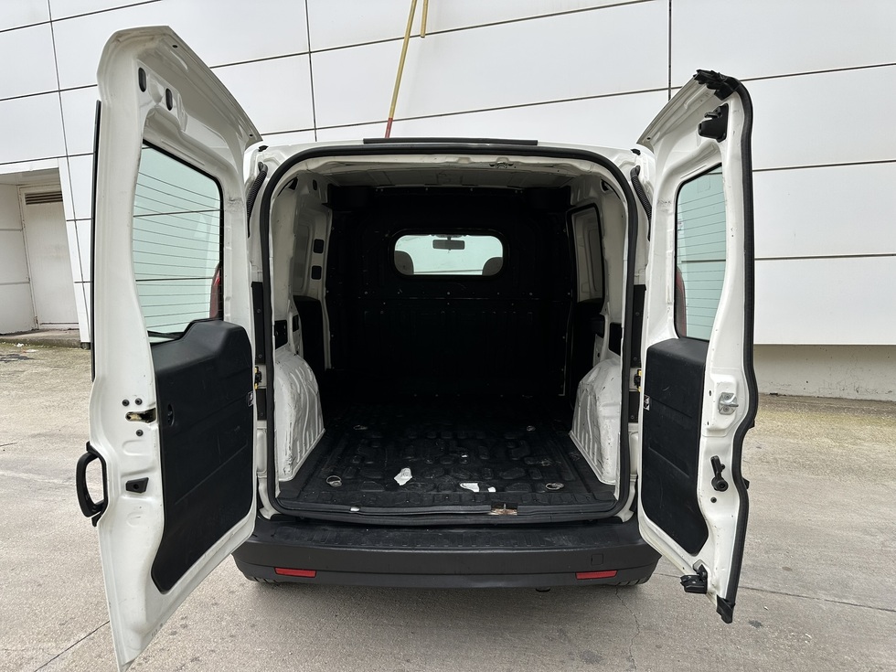 Fiat Doblo ΕΛΛΗΝΙΚΗΣ ΑΝΤΙΠΡΟΣΩΠΕΙΑΣ