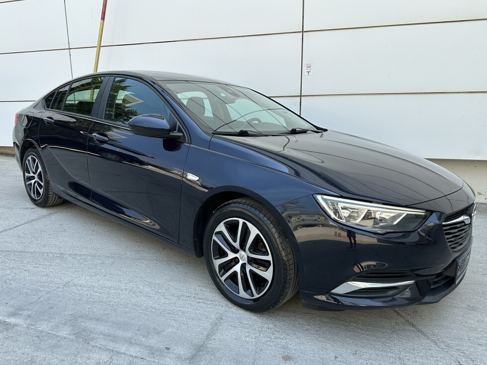 Opel Insignia  ΕΛΛΗΝΙΚΗΣ ΑΝΤΙΠΡΟΣΩΠΕΙΑΣ