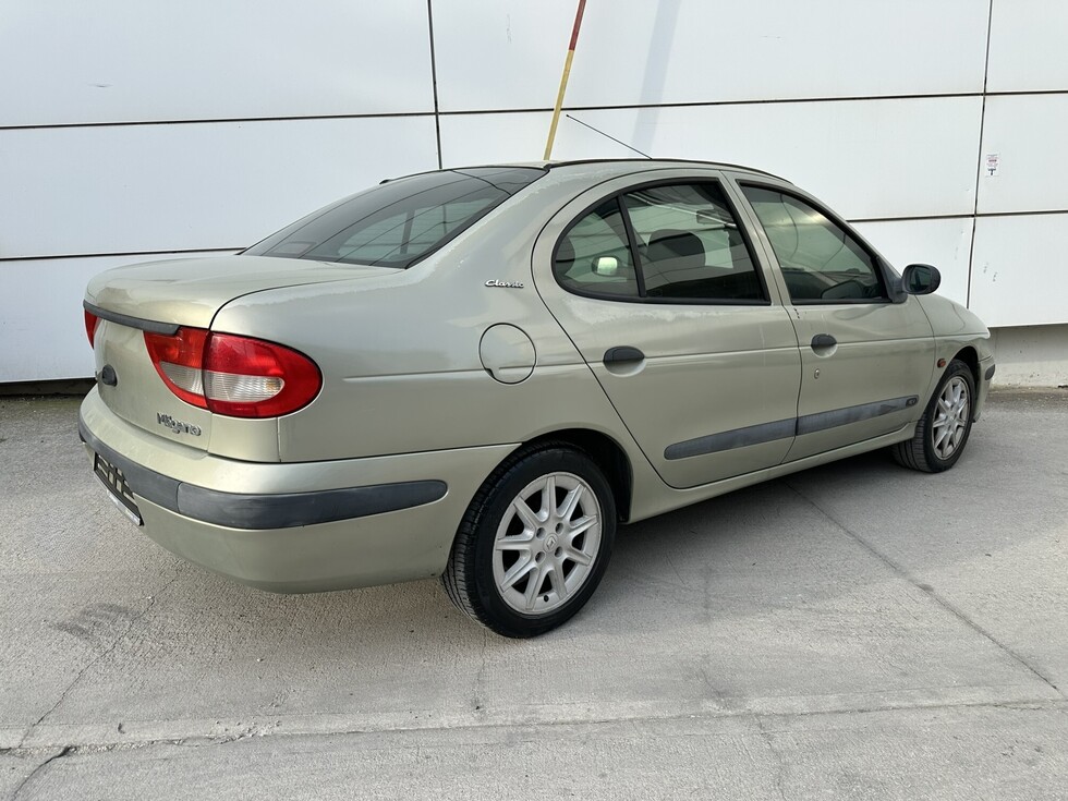 Renault Megane ΕΛΛΗΝΙΚΗΣ ΑΝΤΙΠΡΟΣΩΠΕΙΑΣ