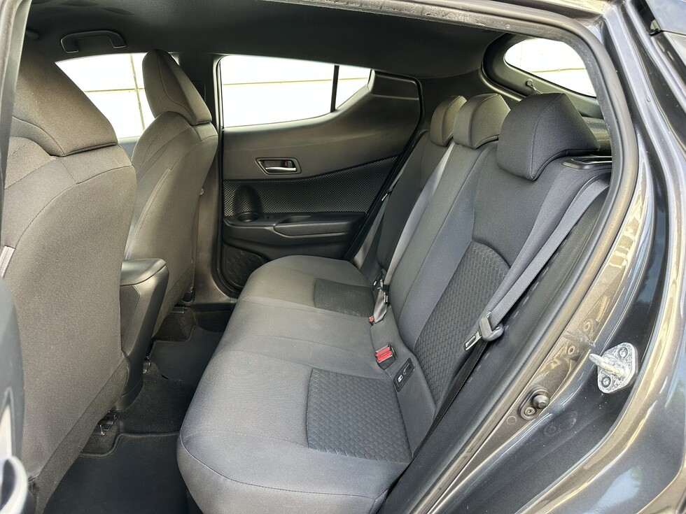 Toyota C-HR Business ΕΛΛΗΝΙΚΗΣ ΑΝΤΙΠΡΟΣΩΠΕΙΑΣ