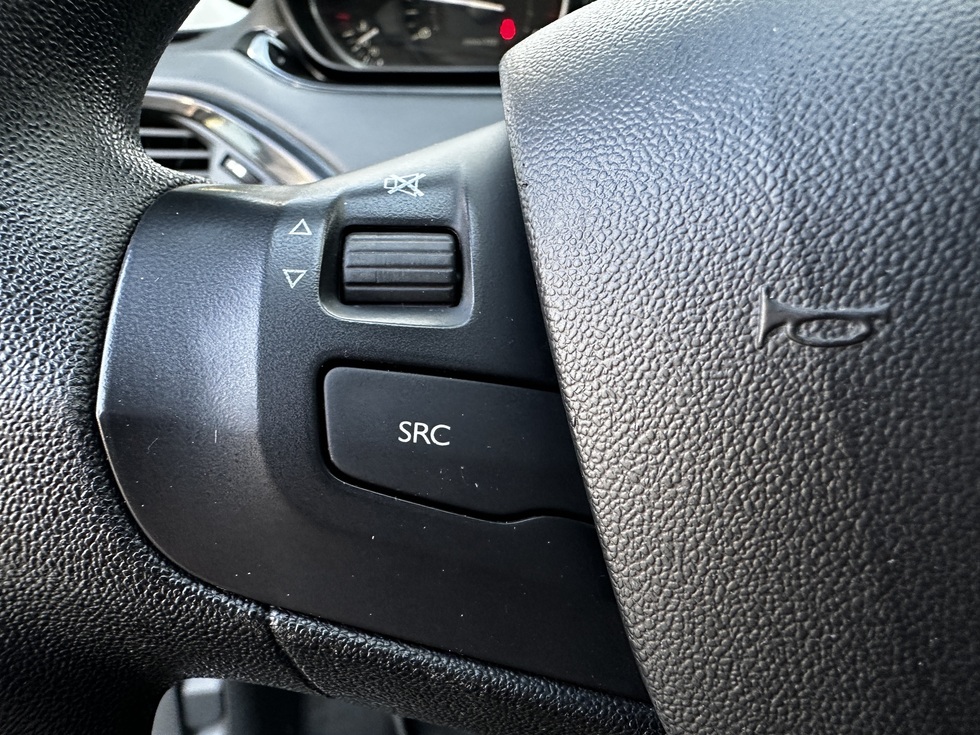 Peugeot 208 ΕΛΛΗΝΙΚΗΣ ΑΝΤΙΠΡΟΣΩΠΕΙΑΣ