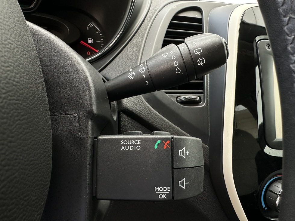 Renault Captur  Expression ΑΥΤΟΜΑΤΟ ΕΛΛΗΝΙΚΗΣ ΑΝΤΙΠΡΟΣΩΠΕΙΑΣ