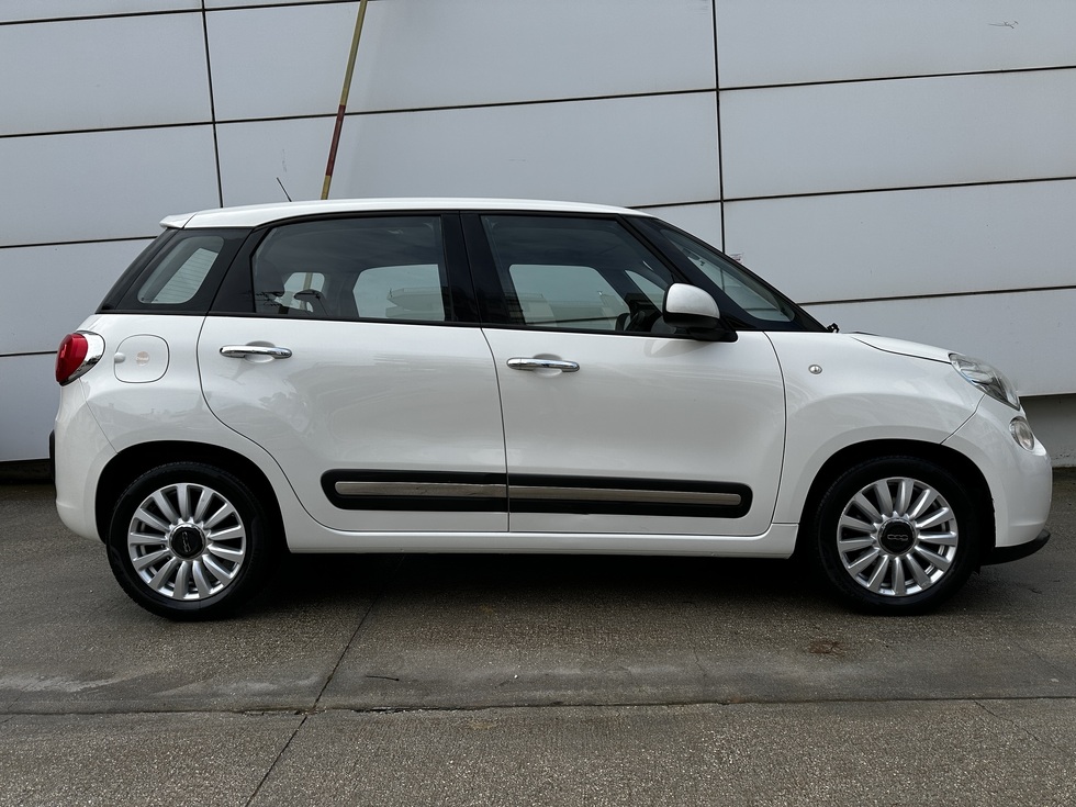 Fiat 500L ΕΛΛΗΝΙΚΗΣ ΑΝΤΙΠΡΟΣΩΠΕΙΑΣ