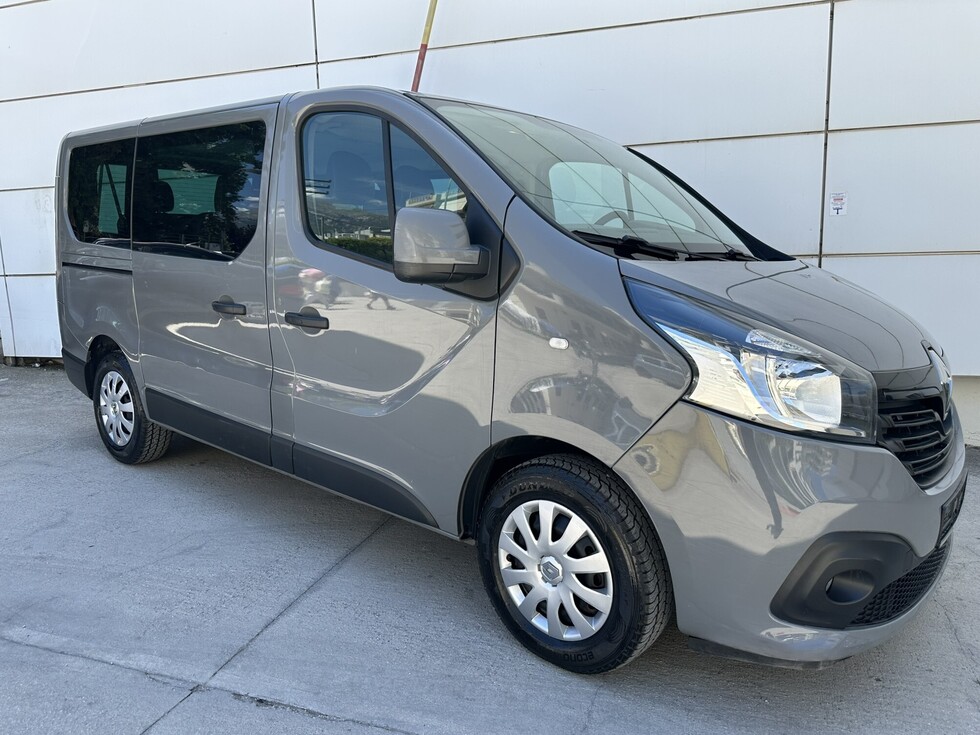 Renault Trafic 9ΘΕΣΙΟ ΤΙΜΗ ΤΕΛΙΚΗ ( ΣΥΜΠΕΡΙΛΑΜΒΑΝΕΤΑΙ ΦΠΑ) ΕΛΛΗΝΙΚΟ !!