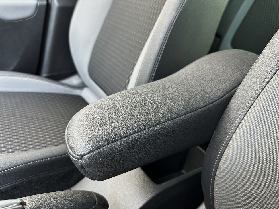 Opel Crossland Χ X-CLUSIVE ΕΛΛΗΝΙΚΗΣ ΑΝΤΙΠΡΟΣΩΠΕΙΑΣ
