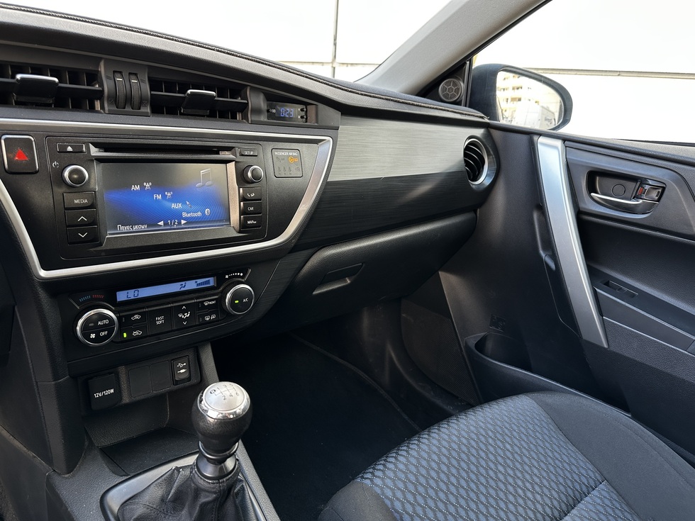 Toyota Auris ΕΛΛΗΝΙΚΗΣ ΑΝΤΙΠΡΟΣΩΠΕΙΑΣ