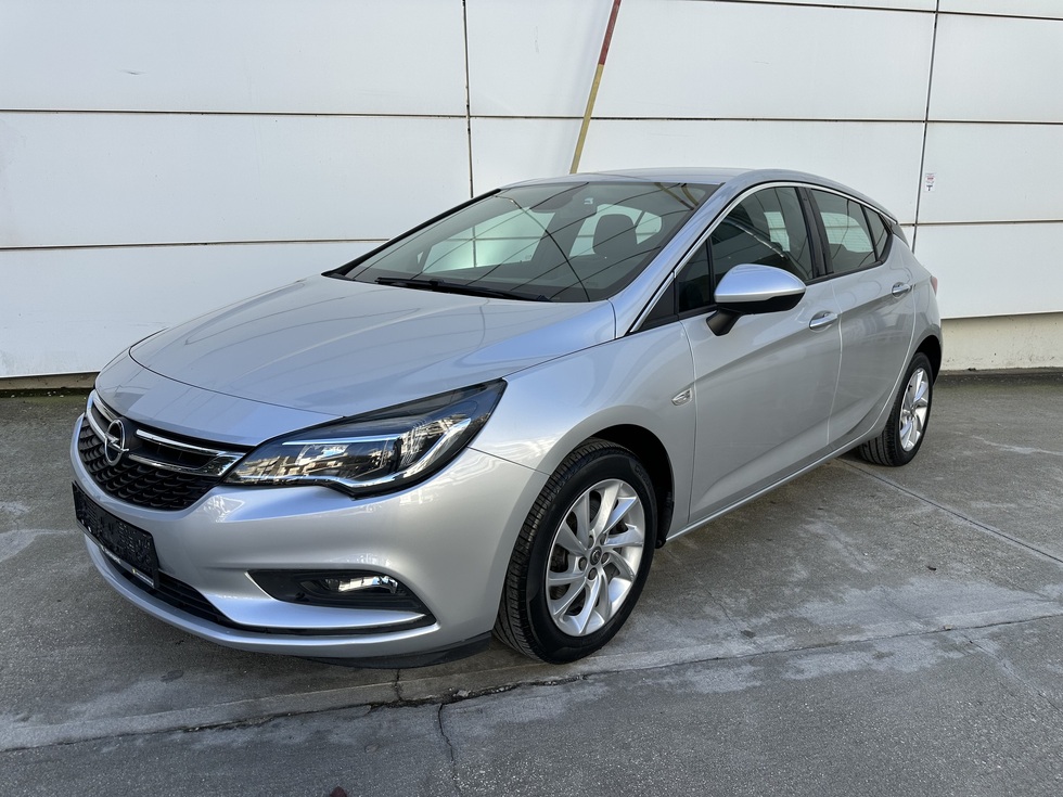 Opel Astra Christmas Offer - ΔΩΡΟ ΤΕΛΗ 2026 !!