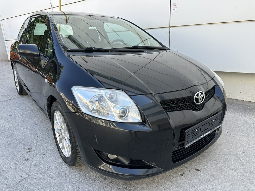 Toyota Auris ΕΛΛΗΝΙΚΗΣ ΑΝΤΙΠΡΟΣΩΠΕΙΑΣ