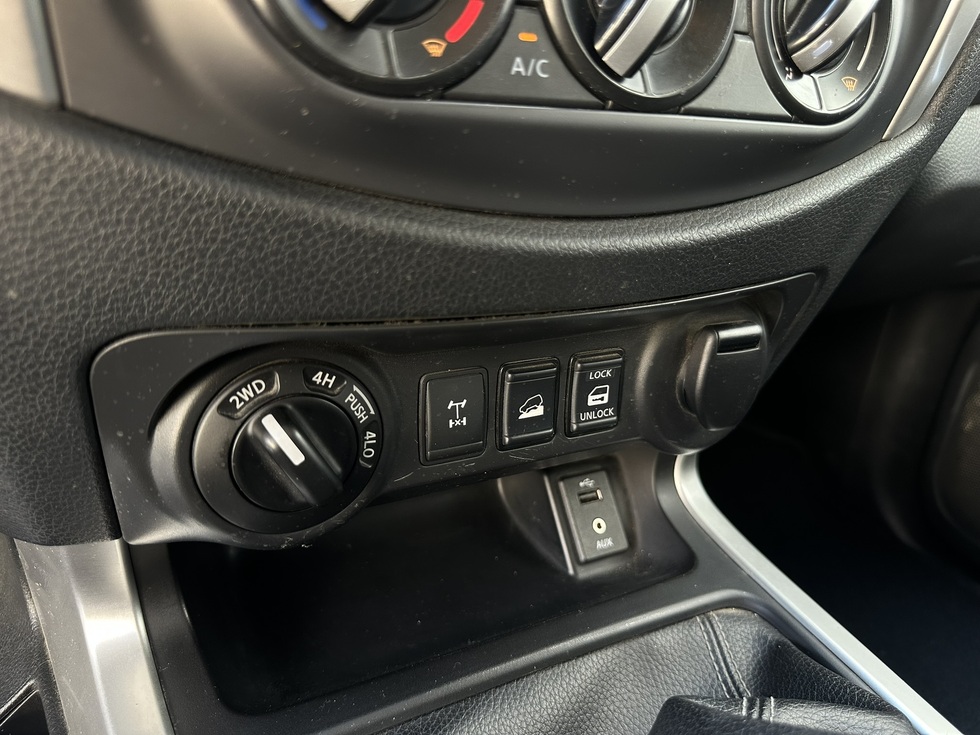 Nissan Navara D23 ΑΔΕΙΑ ΚΛΕΙΣΤΟΥ ΕΛΛΗΝΙΚΗΣ ΑΝΤΙΠΡΟΣΩΠΕΙΑΣ