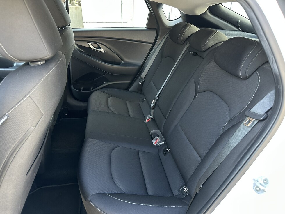 Hyundai i30 FASTBACK ΕΛΛΗΝΙΚΗΣ ΑΝΤΙΠΡΟΣΩΠΕΙΑΣ