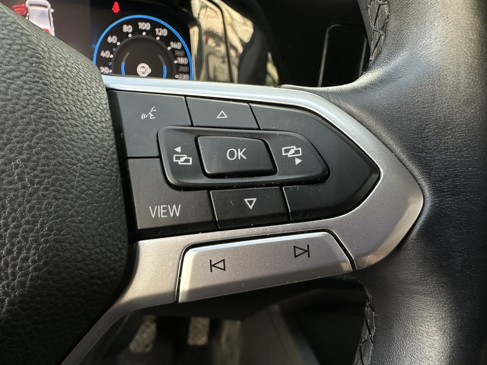 Volkswagen Golf ΤSI ACTIVE ΕΛΛΗΝΙΚΗΣ ΑΝΤΙΠΡΟΣΩΠΕΙΑΣ