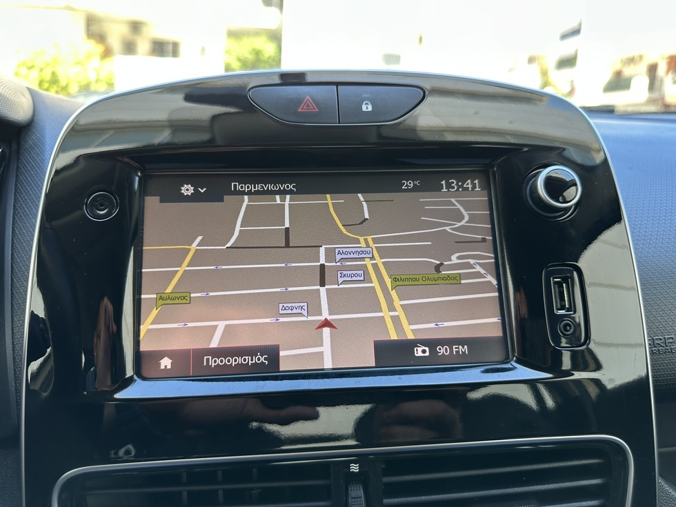 Renault Clio ΕΛΛΗΝΙΚΗΣ ΑΝΤΙΠΡΟΣΩΠΕΙΑΣ