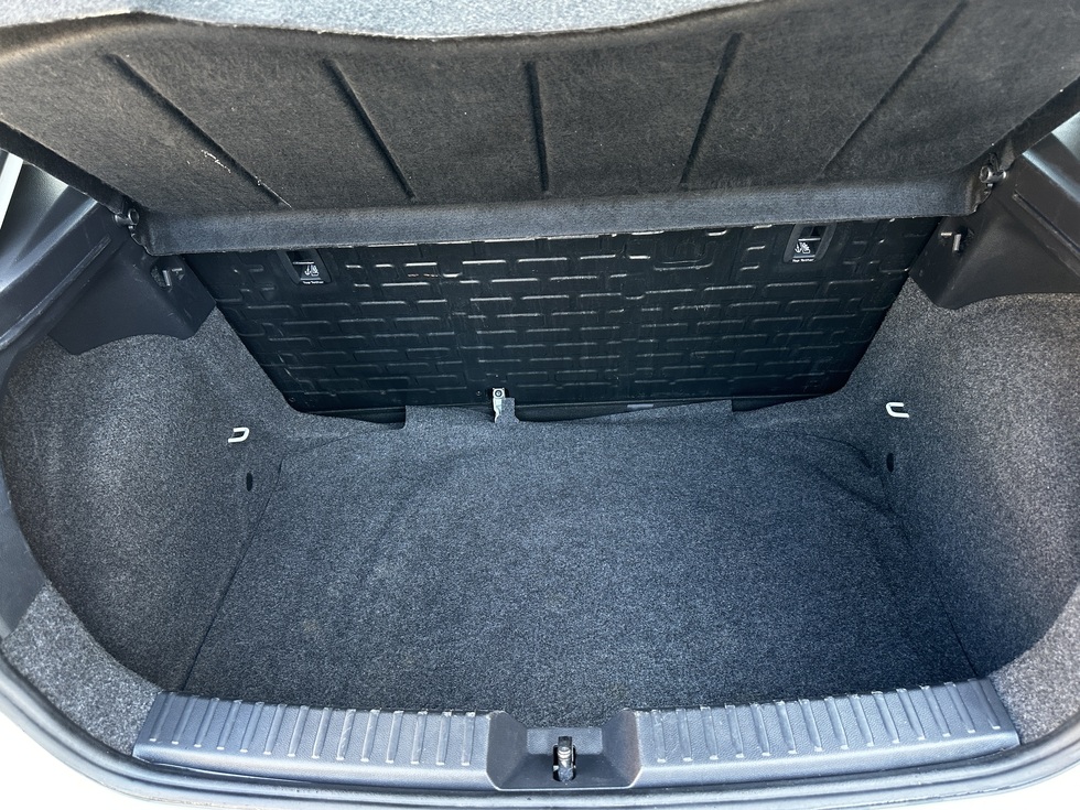 Seat Ibiza ΑΥΤΟΜΑΤΟ ΕΛΛΗΝΙΚΗΣ ΑΝΤΙΠΡΟΣΩΠΕΙΣ