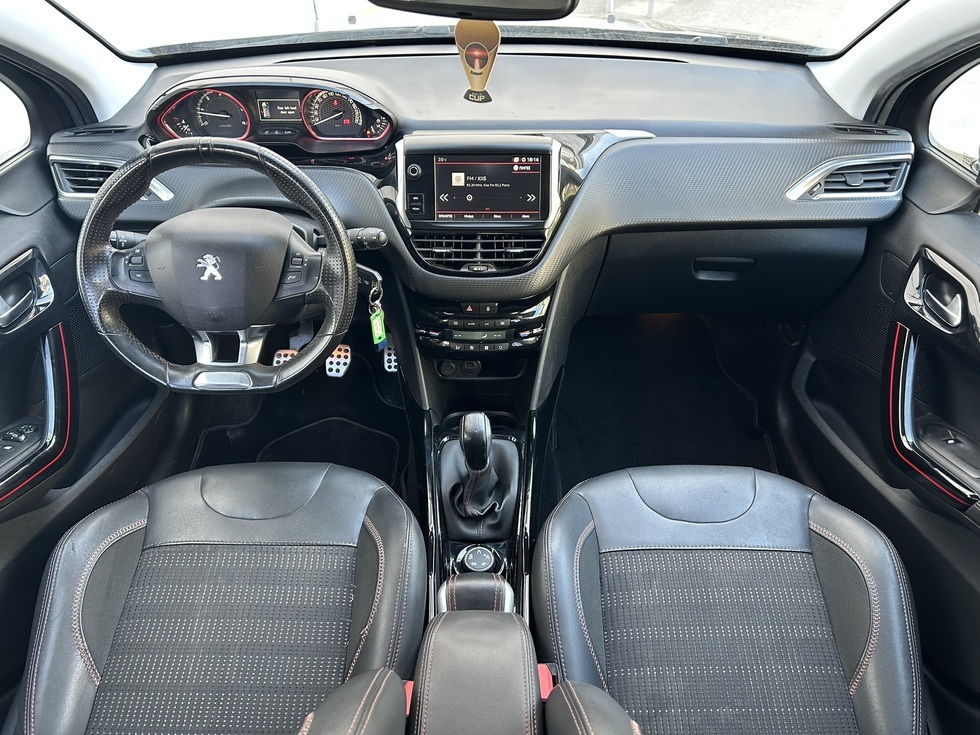 Peugeot 2008  GT LINE ΕΛΛΗΝΙΚΗΣ ΑΝΤΙΠΡΟΣΩΠΕΙΑΣ