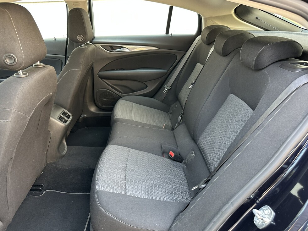 Opel Insignia  ΕΛΛΗΝΙΚΗΣ ΑΝΤΙΠΡΟΣΩΠΕΙΑΣ