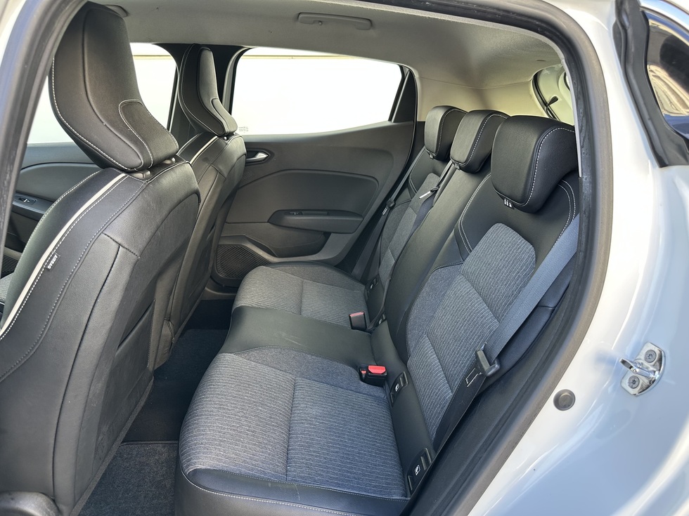 Renault Clio ΑΥΤΟΜΑΤΟ ΕΛΛΗΝΙΚΗΣ ΑΝΤΙΠΡΟΣΩΠΕΙΑΣ