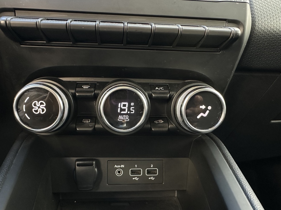 Renault Clio ΑΥΤΟΜΑΤΟ ΕΛΛΗΝΙΚΗΣ ΑΝΤΙΠΡΟΣΩΠΕΙΑΣ