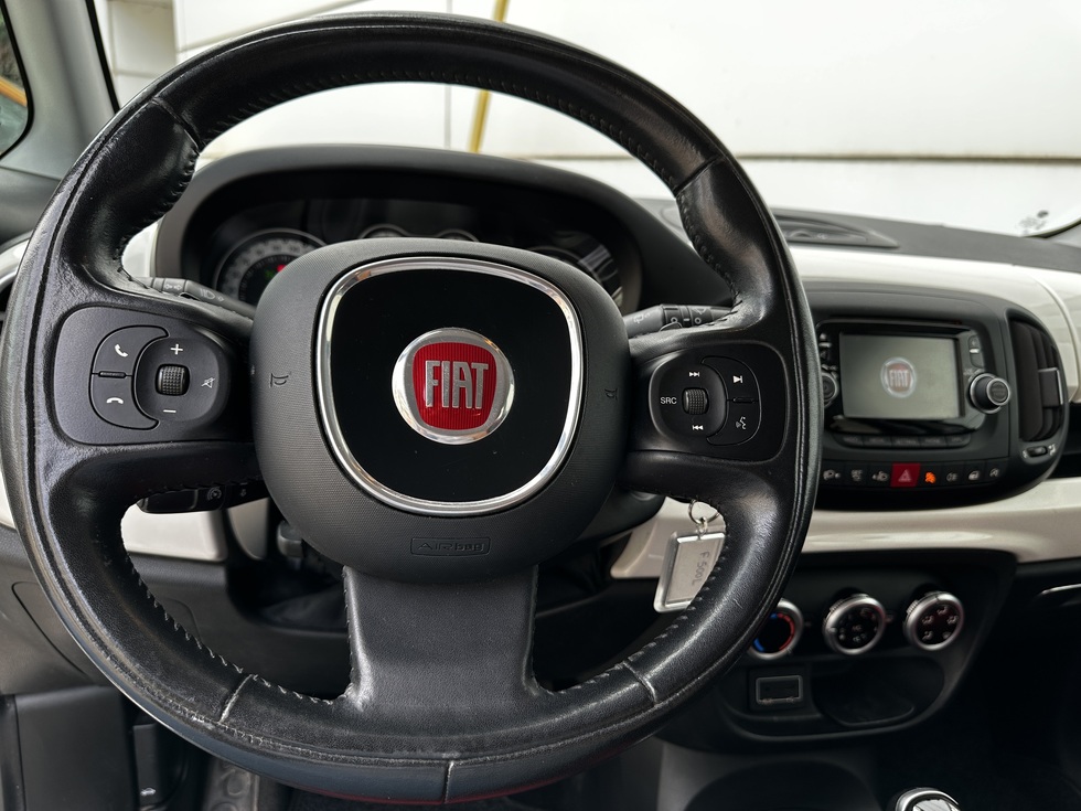 Fiat 500L ΕΛΛΗΝΙΚΗΣ ΑΝΤΙΠΡΟΣΩΠΕΙΑΣ