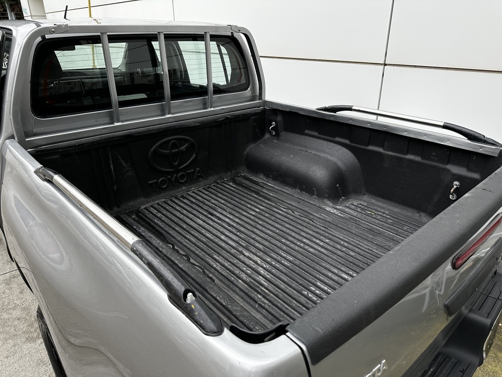 Toyota Hilux 4x4 DC Advance ΕΛΛΗΝΙΚΗΣ ΑΝΤΙΠΡΟΣΩΠΕΙΑΣ