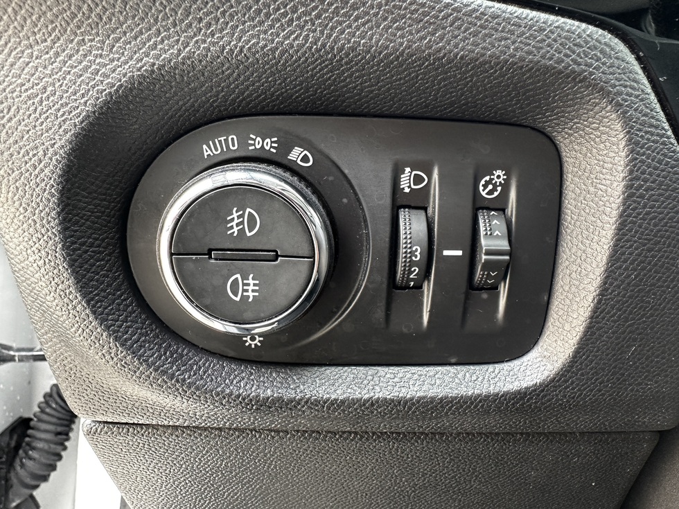 Opel Corsa ΑΥΤΟΜΑΤΟ ΕΛΛΗΝΙΚΗΣ ΑΝΤΙΠΡΟΣΩΠΕΙΑΣ