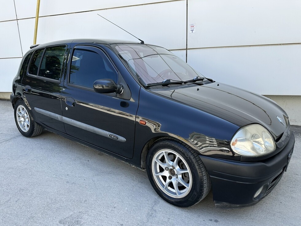 Renault Clio ΕΛΛΗΝΙΚΗΣ ΑΝΤΙΠΡΟΣΩΠΕΙΑΣ