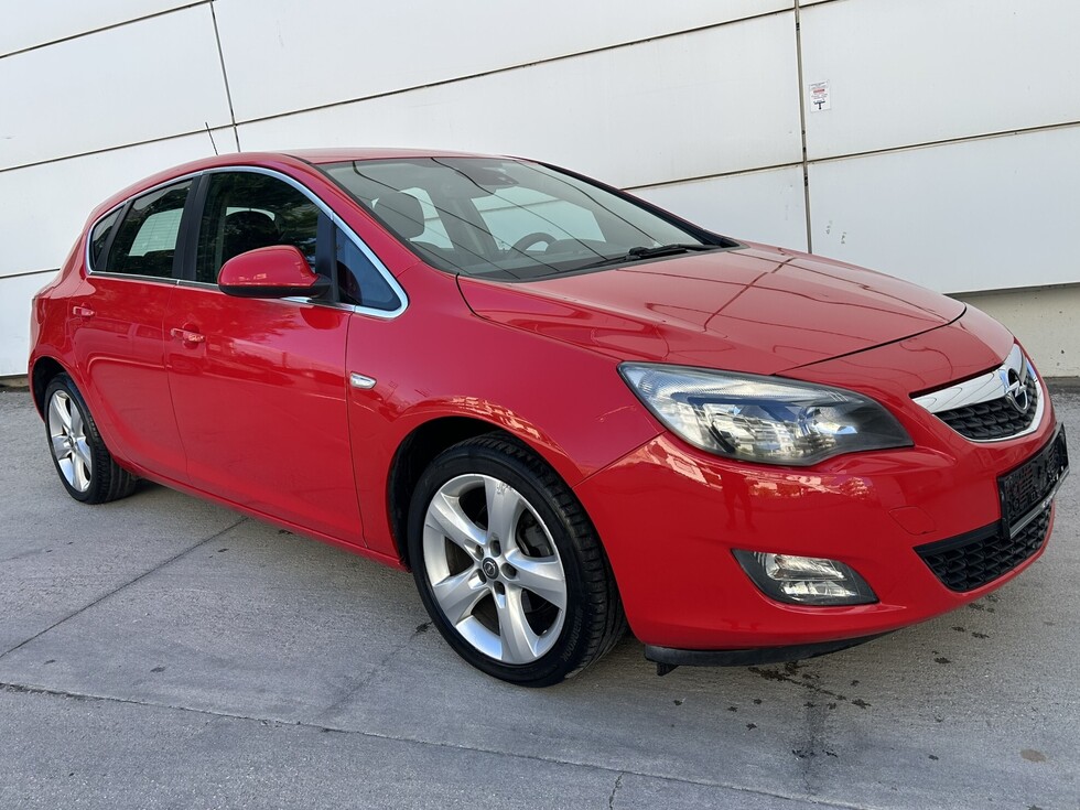 Opel Astra ΕΛΛΗΝΙΚΗΣ ΑΝΤΙΠΡΟΣΩΠΕΙΑΣ