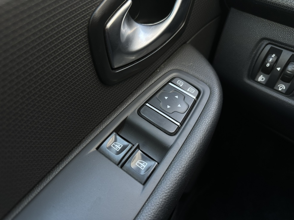 Renault Clio EXPRESSION ΕΛΛΗΝΙΚΗΣ ΑΝΤΙΠΡΟΣΩΠΕΙΑΣ