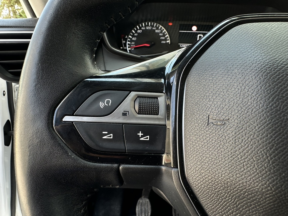 Peugeot 208 ΕΛΛΗΝΙΚΗΣ ΑΝΤΙΠΡΟΣΩΠΕΙΑΣ
