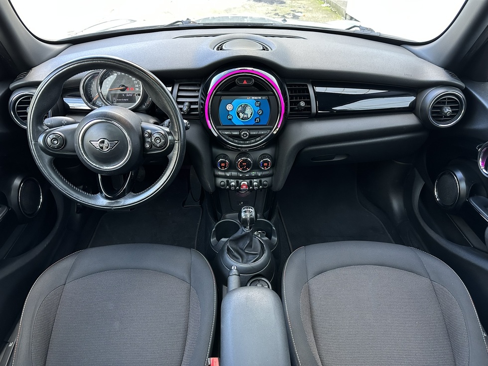 Mini Cooper ΕΛΛΗΝΙΚΗΣ ΑΝΤΙΠΡΟΣΩΠΕΙΑΣ