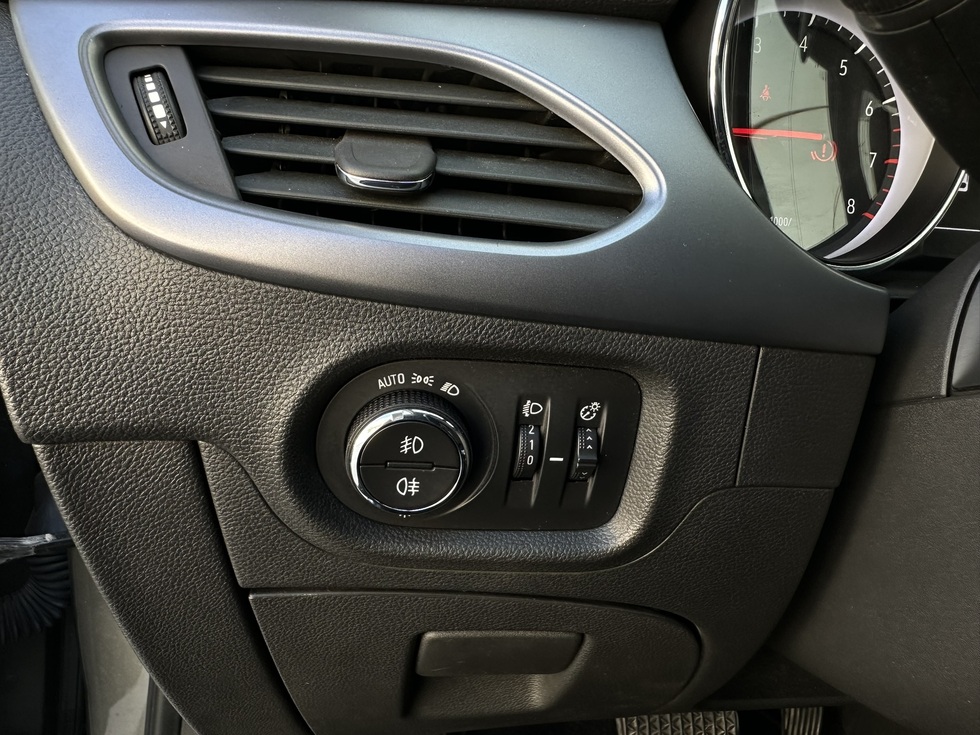 Opel Astra ΑΥΤΟΜΑΤΟ ΕΛΛΗΝΙΚΗΣ ΑΝΤΙΠΡΟΣΩΠΕΙΑΣ